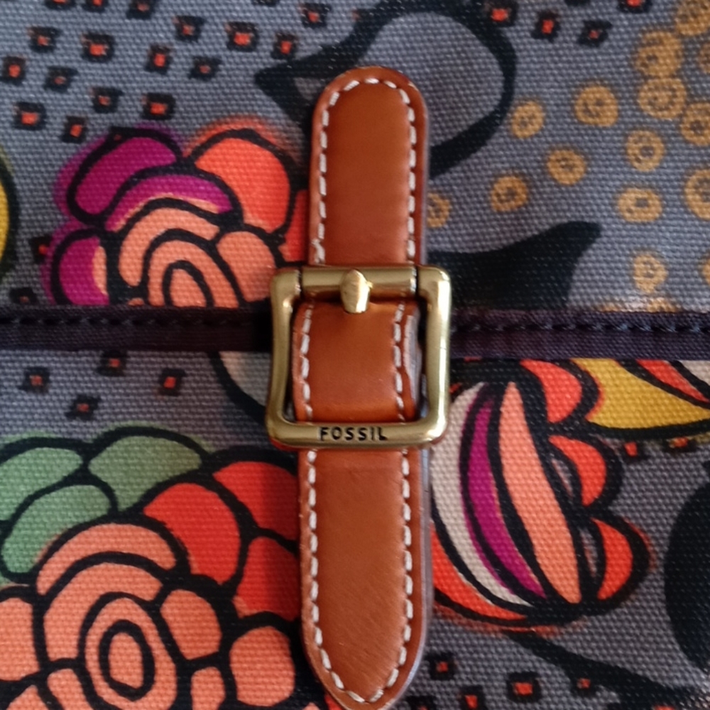 Cute 💐 Fossil Mini Crossbody - Picture 7 of 10